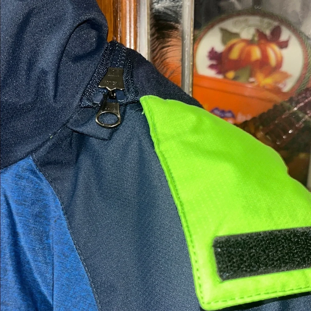 Gerry Insulated Blue and Green Jacket Removable Hood Size Large